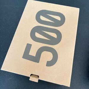 Yeezy 500 Box